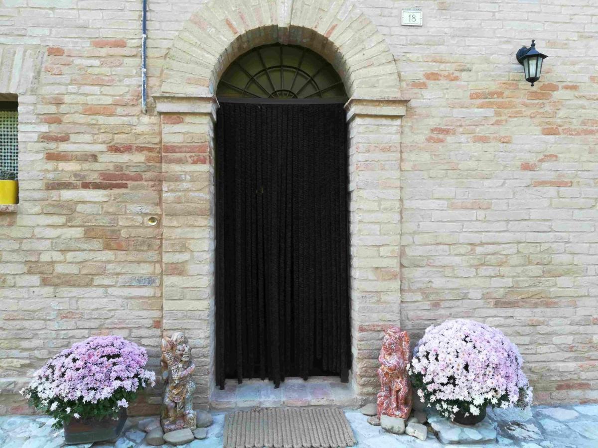 Agriturismo Campo Aperto Belvedere Ostrense 外观 照片