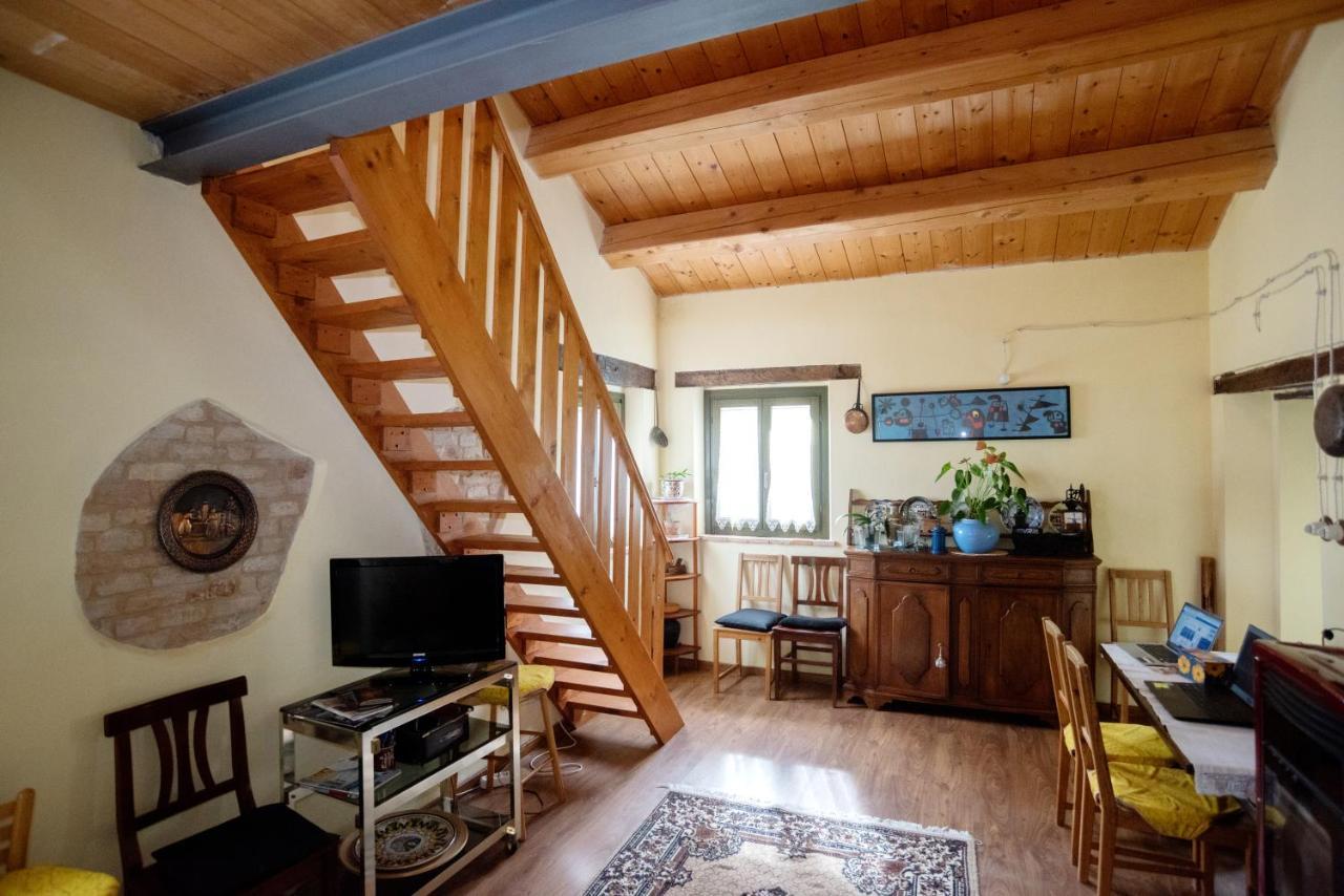 Agriturismo Campo Aperto Belvedere Ostrense 外观 照片