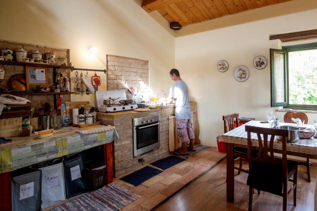 Agriturismo Campo Aperto Belvedere Ostrense 外观 照片